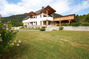Luxury Hill Residence